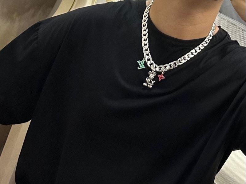 Louis Vuitton Necklaces